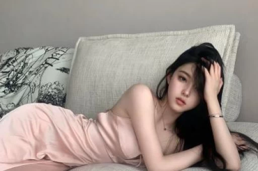 网红摊主鹅腿阿姨塌房后更多黑料被曝光儿子天天开豪车游玩